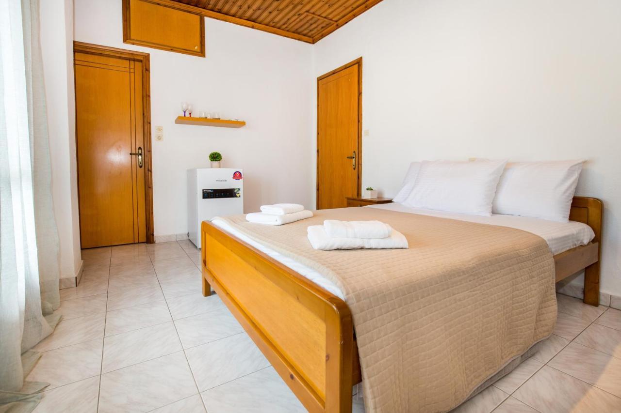 MaK Hotels Potos Buitenkant foto