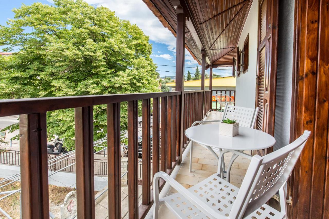 MaK Hotels Potos Buitenkant foto