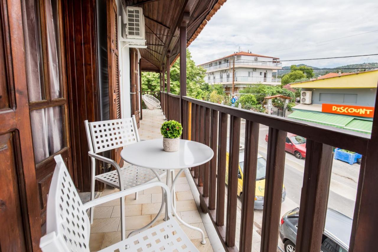 MaK Hotels Potos Buitenkant foto
