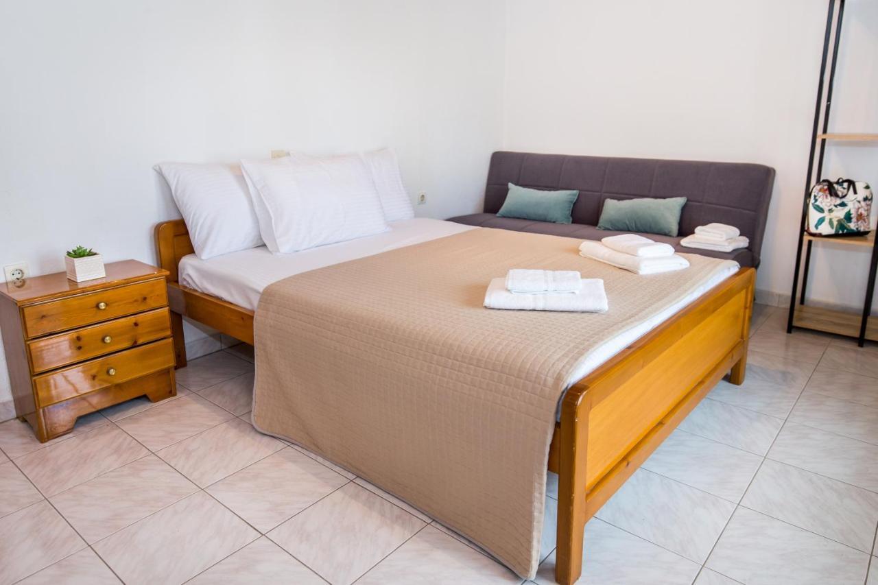 MaK Hotels Potos Buitenkant foto