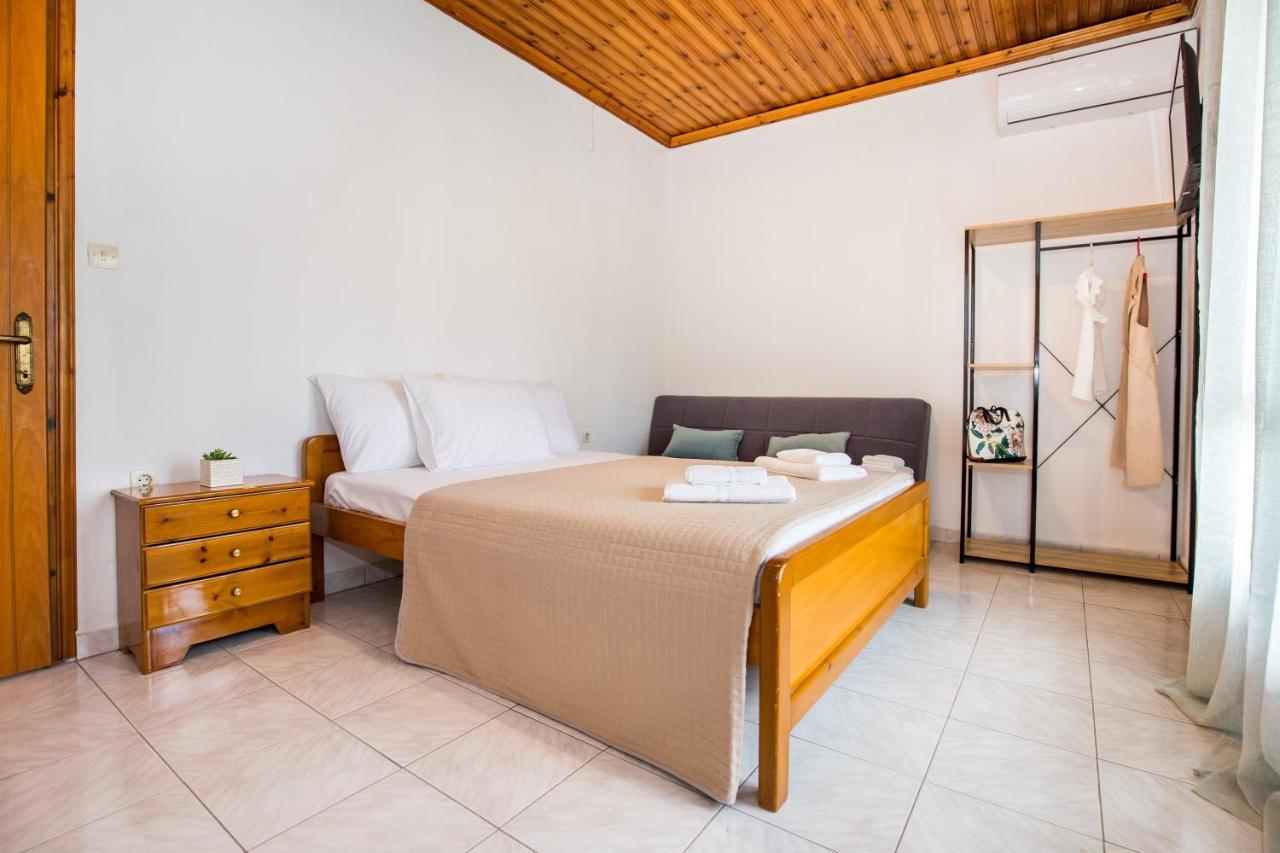 MaK Hotels Potos Buitenkant foto