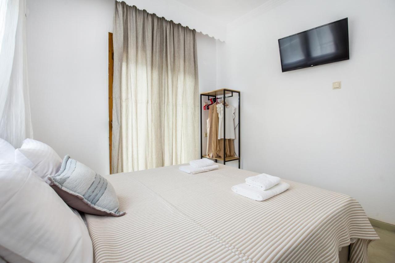 MaK Hotels Potos Buitenkant foto
